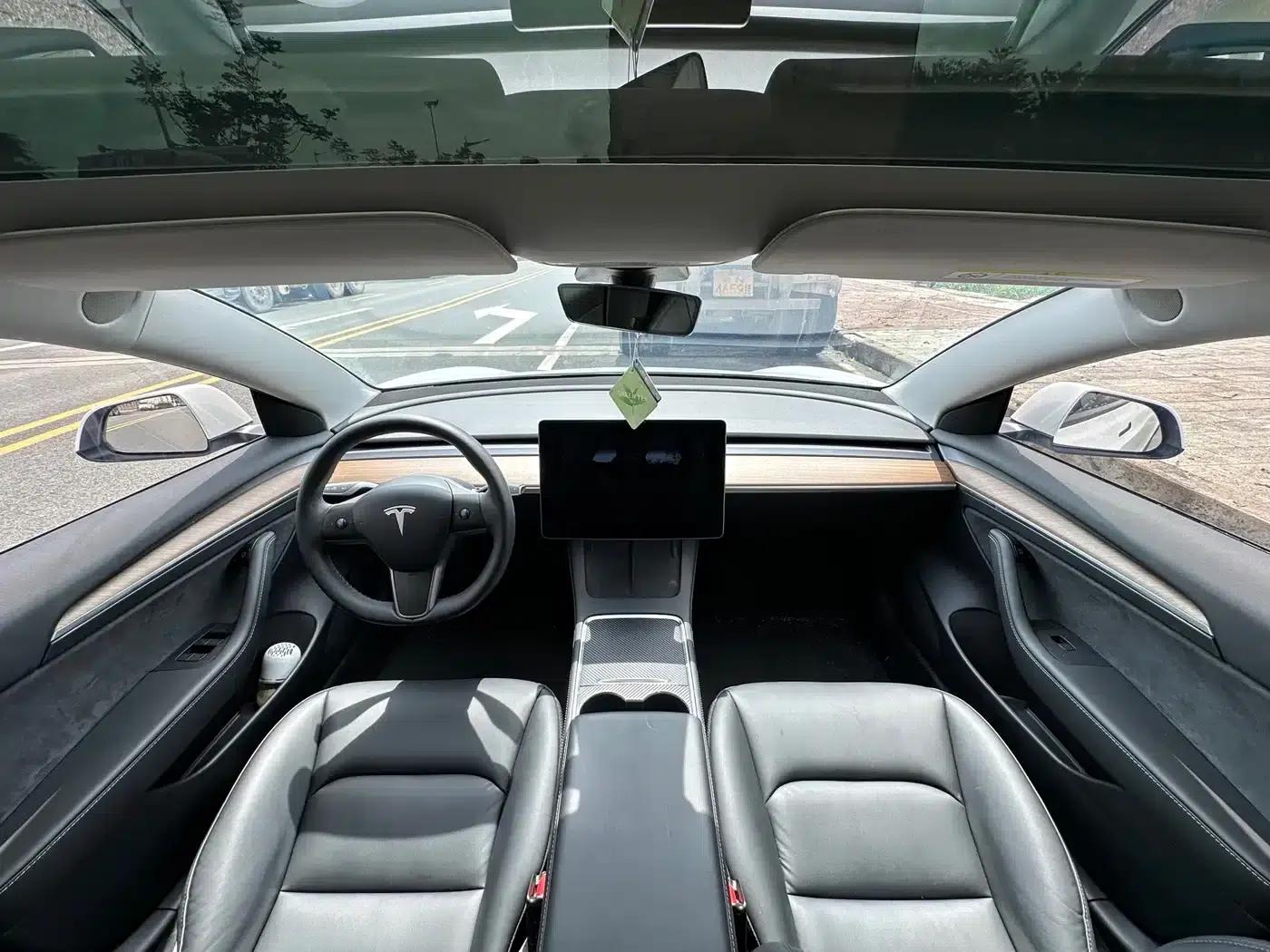 Model 3 2021 Facelift Standard Range Rear-Wheel Drive Upgrade Version 3D1 — миниатюра 5