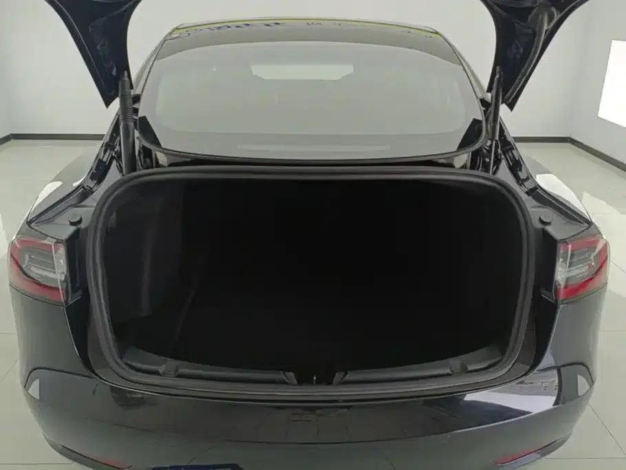 Model 3 2022 Rear-Wheel Drive — миниатюра 4