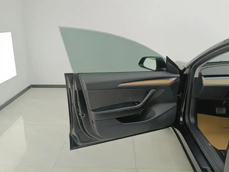 Model 3 2022 Rear-Wheel Drive — миниатюра 7