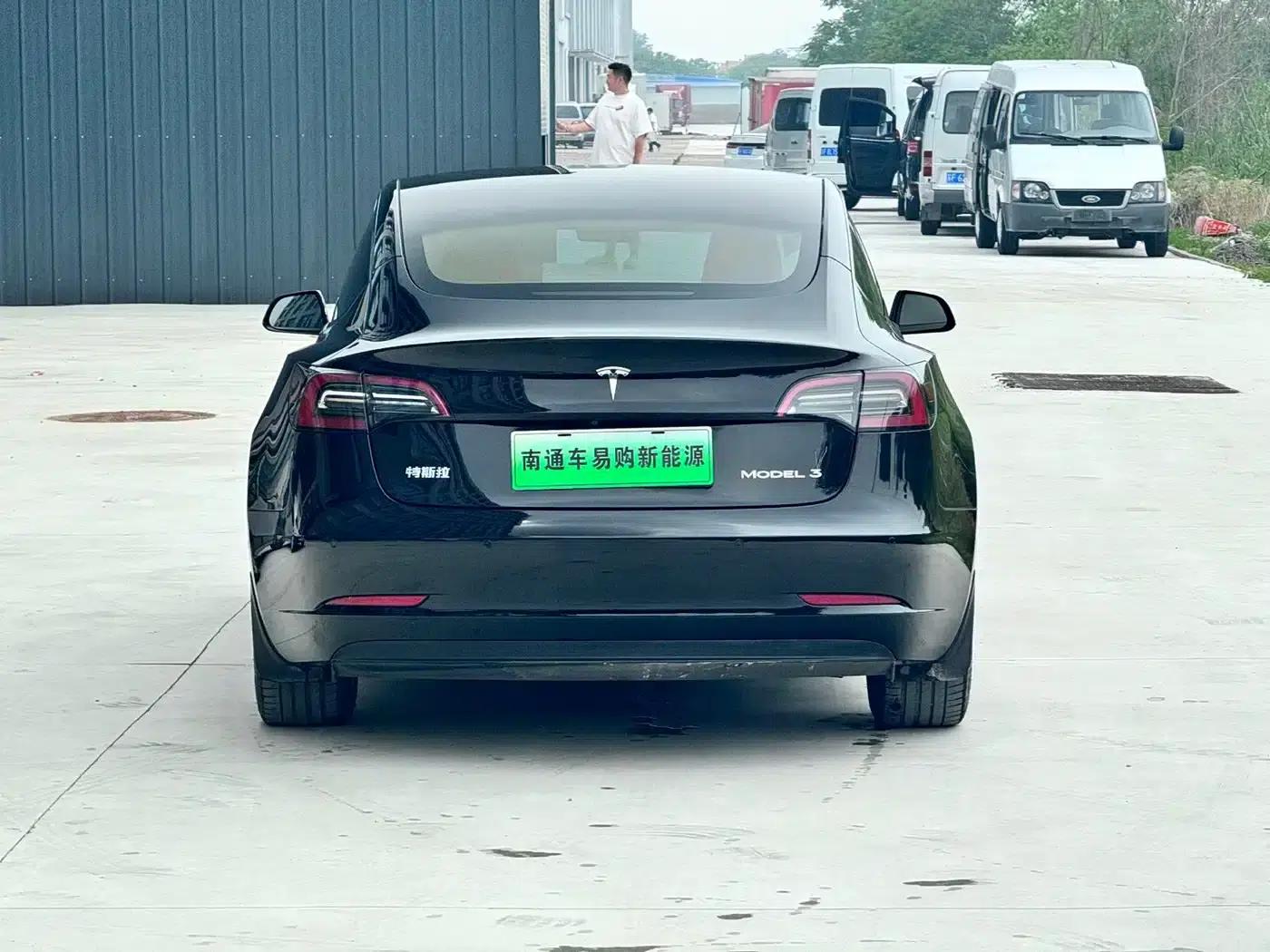 Model 3 2022 Rear-Wheel Drive — миниатюра 9