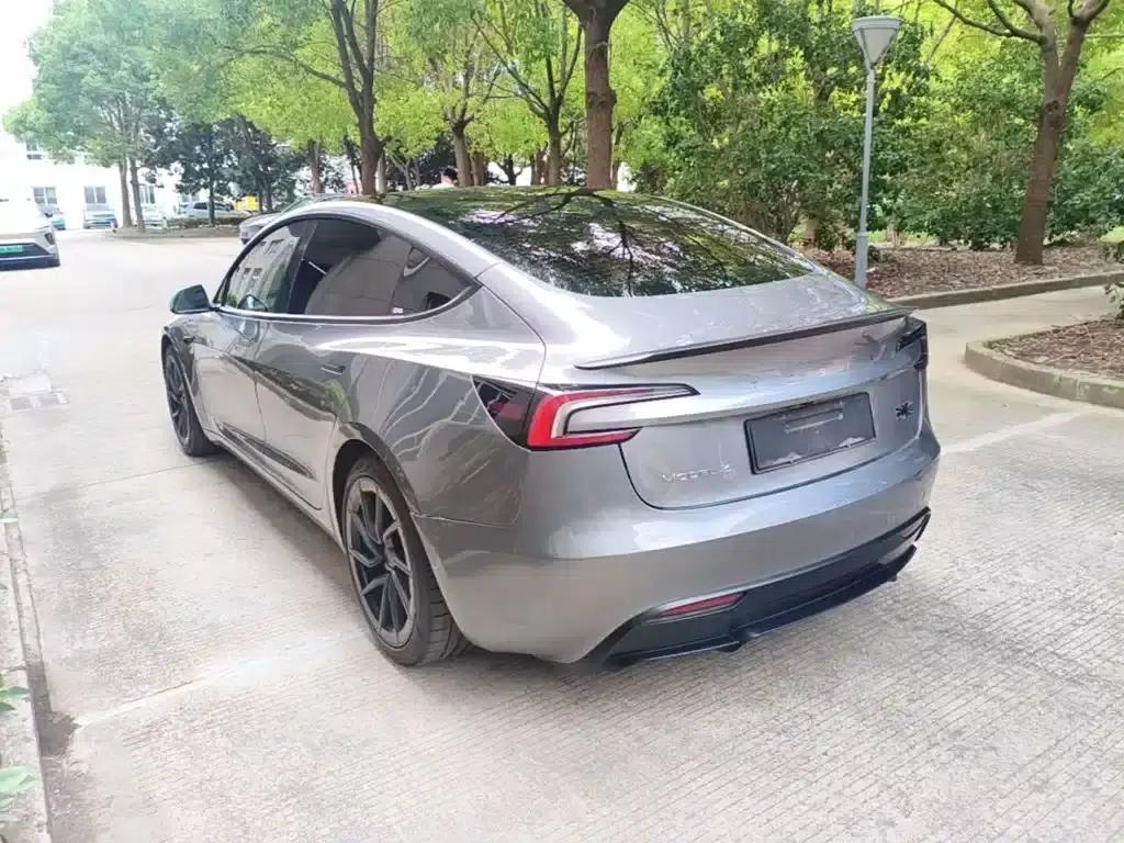 Model 3 2024 Performance All-Wheel Drive — миниатюра 23