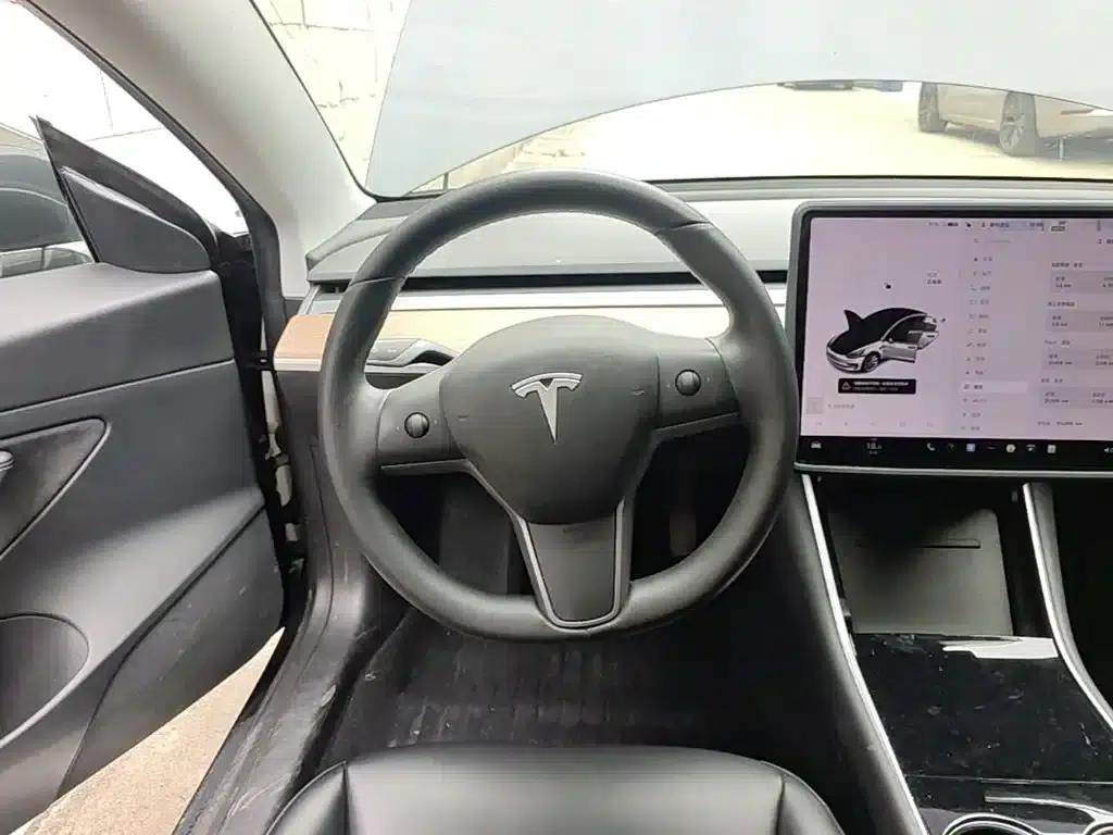Model 3 2019 Standard Range Rear-Wheel Drive Upgrade — миниатюра 11