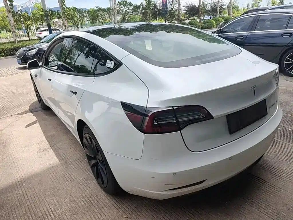 Model 3 2020 Standard Range Rear-Wheel Drive Upgrade — миниатюра 5