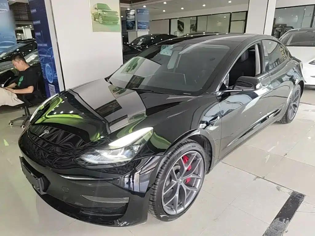 Model 3 2022 Performance All-Wheel Drive — миниатюра 2