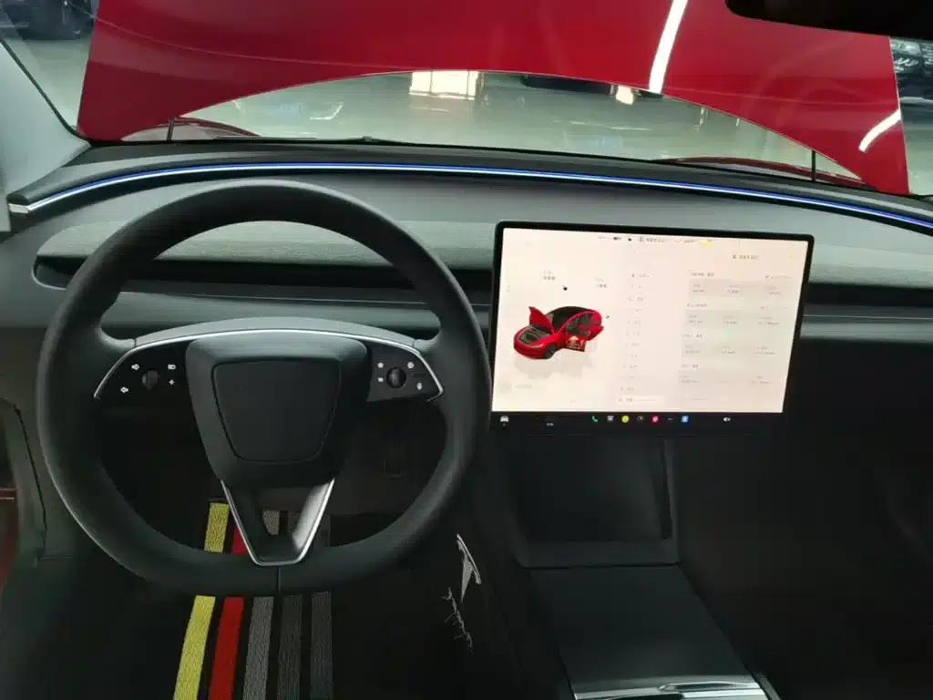 Model 3 2023 Long Range All-Wheel Drive — миниатюра 13