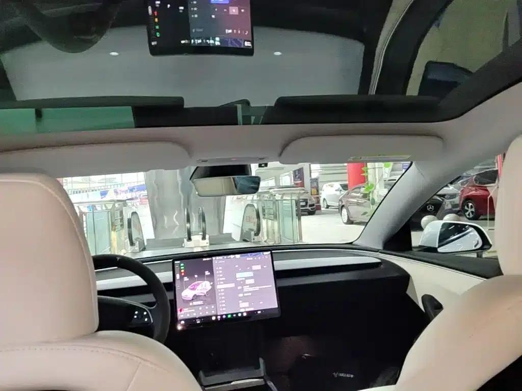 Model 3 2023 Rear-Wheel Drive — миниатюра 18