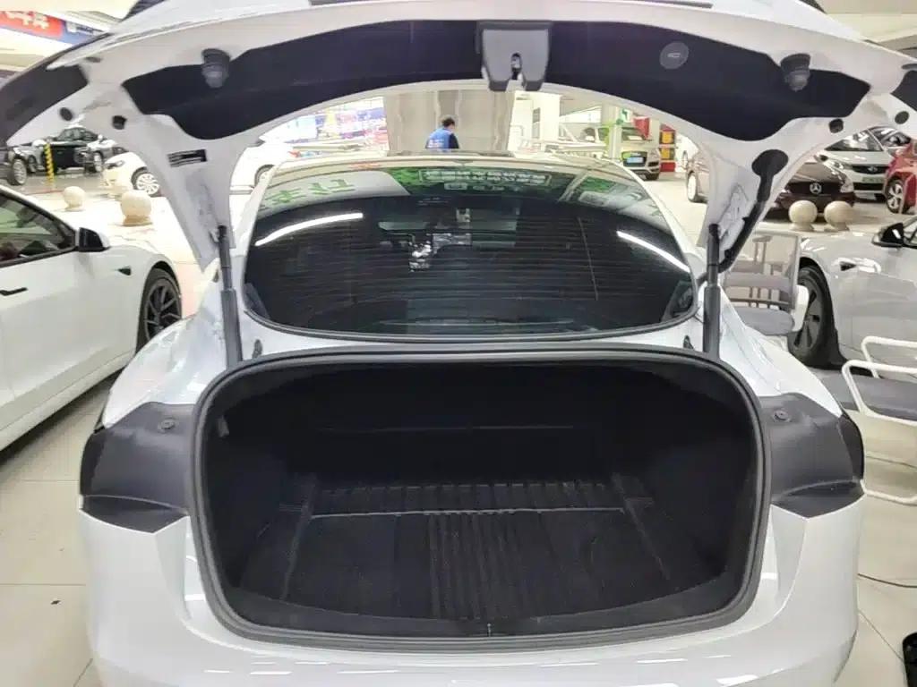 Model 3 2023 Rear-Wheel Drive — миниатюра 19