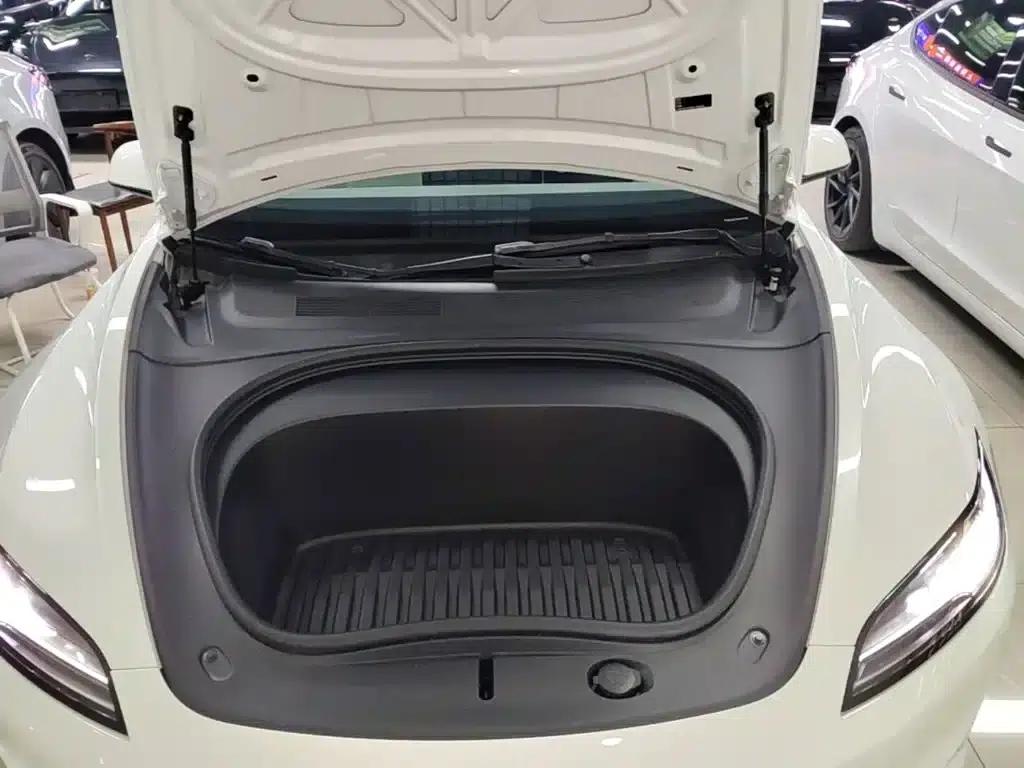 Model 3 2023 Rear-Wheel Drive — миниатюра 20
