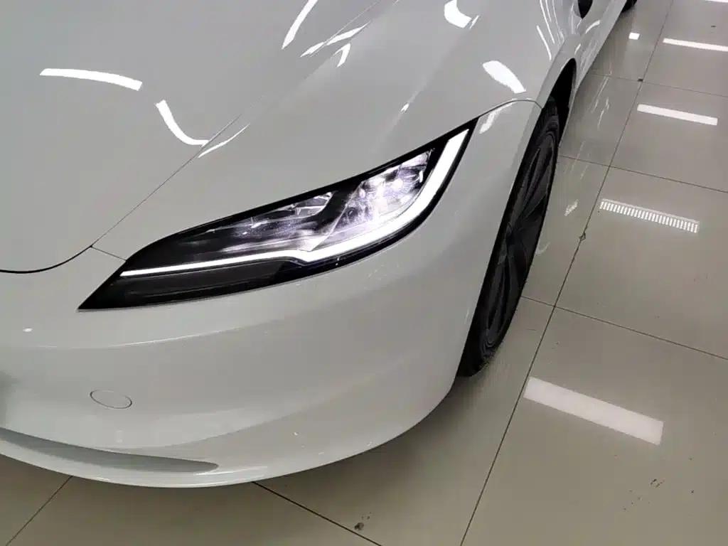 Model 3 2023 Rear-Wheel Drive — миниатюра 24