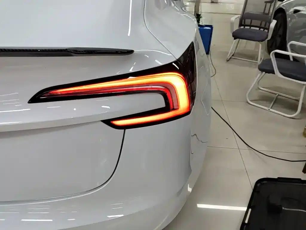 Model 3 2023 Rear-Wheel Drive — миниатюра 8