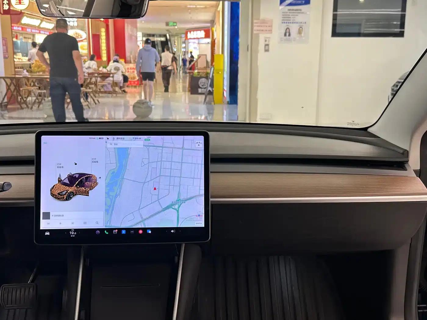 Imported 2019 Model 3 Long Range Rear-Wheel Drive — миниатюра 17