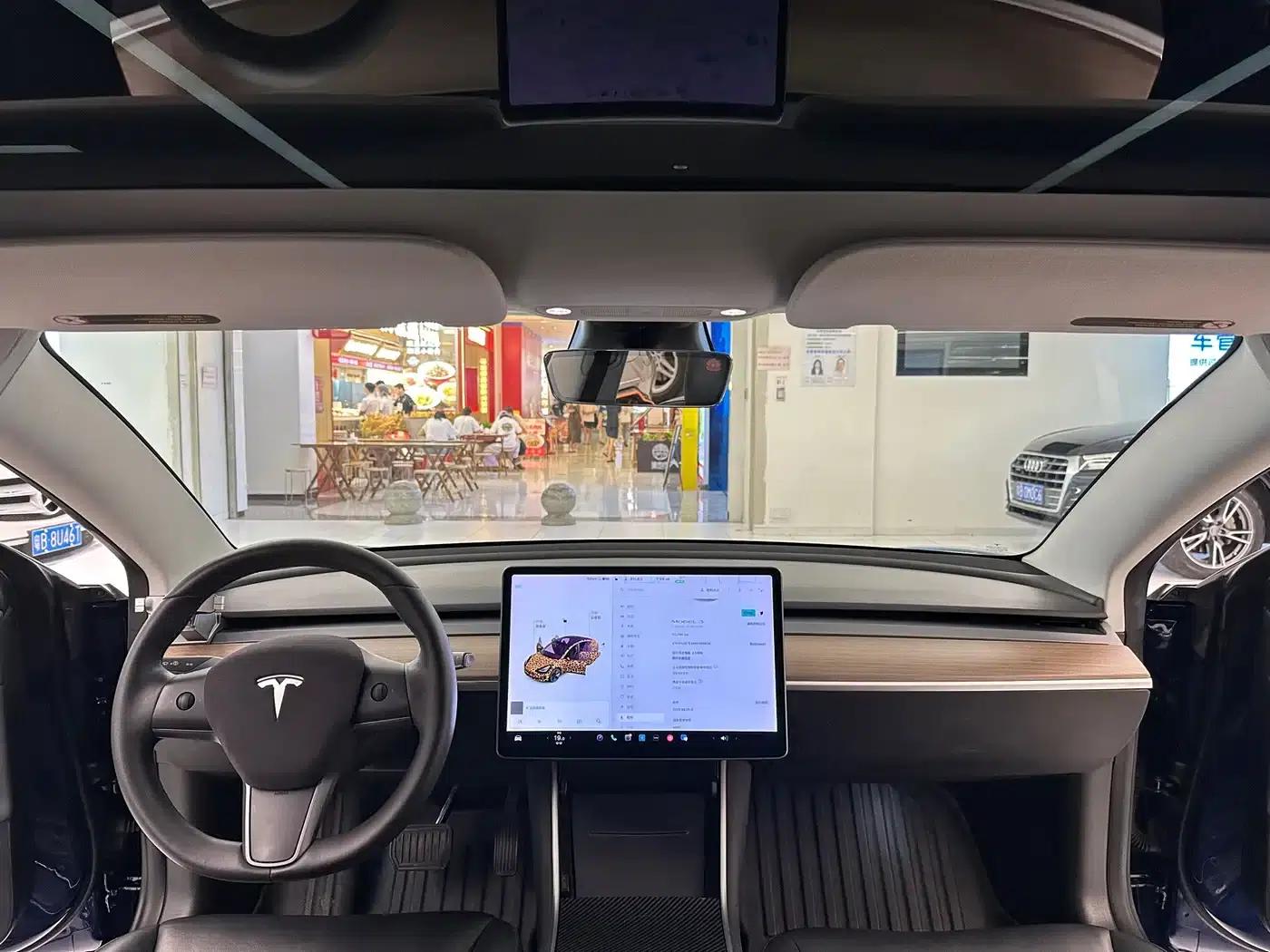 Imported 2019 Model 3 Long Range Rear-Wheel Drive — миниатюра 19