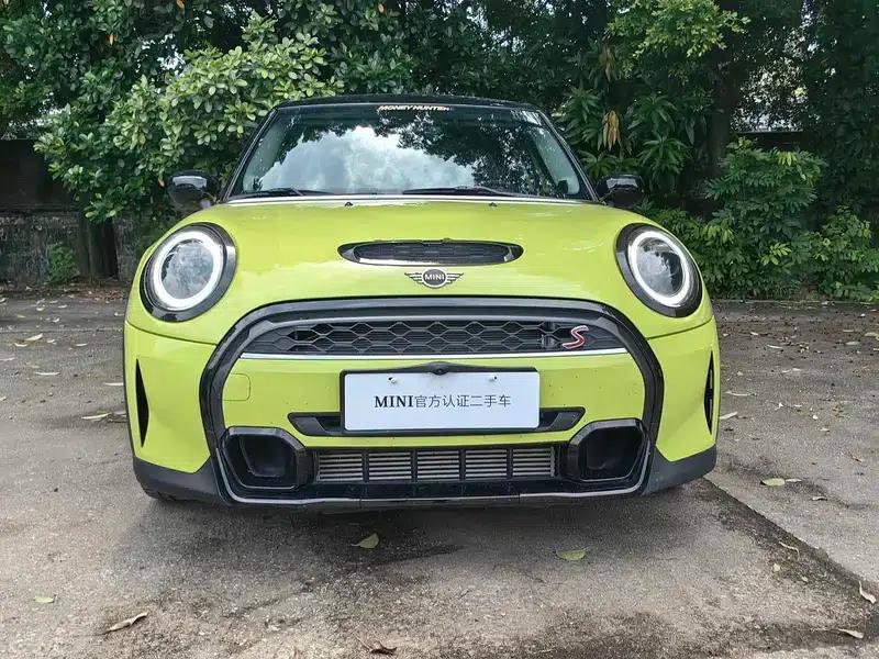 MINI 2023 2.0T COOPER S Artist 5-Door Edition — миниатюра 2