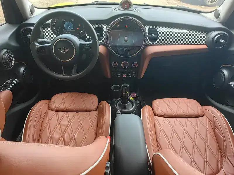 MINI 2023 2.0T COOPER S Artist 5-Door Edition — миниатюра 7