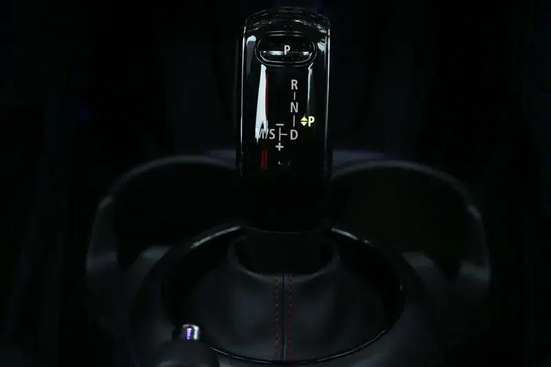 MINI 2020 2.0T COOPER S Artist 5-Door Edition — миниатюра 23