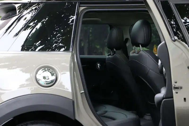 MINI 2020 2.0T COOPER S Artist 5-Door Edition — миниатюра 30
