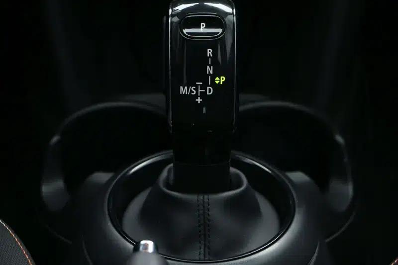 2018 MINI 1.5T ONE — миниатюра 21