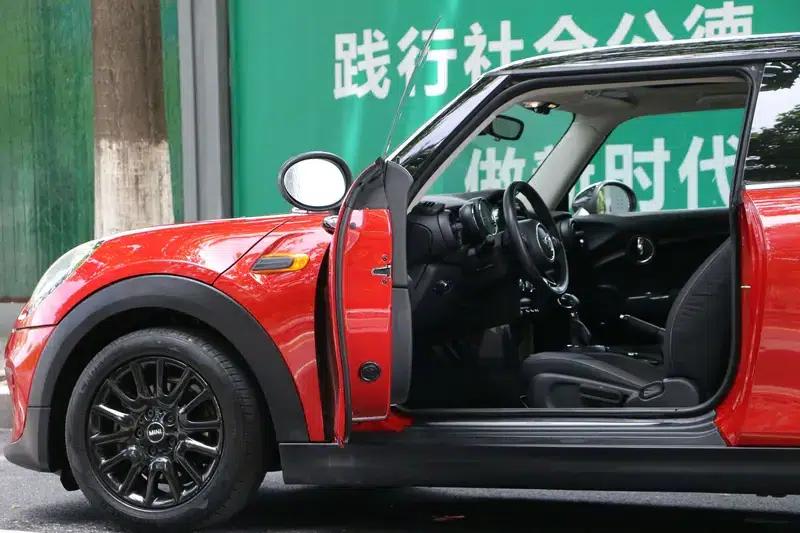 2014 MINI 1.5T COOPER Fun — миниатюра 14