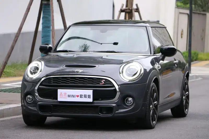 MINI 2021 2.0T COOPER S Collector's Edition — миниатюра 1