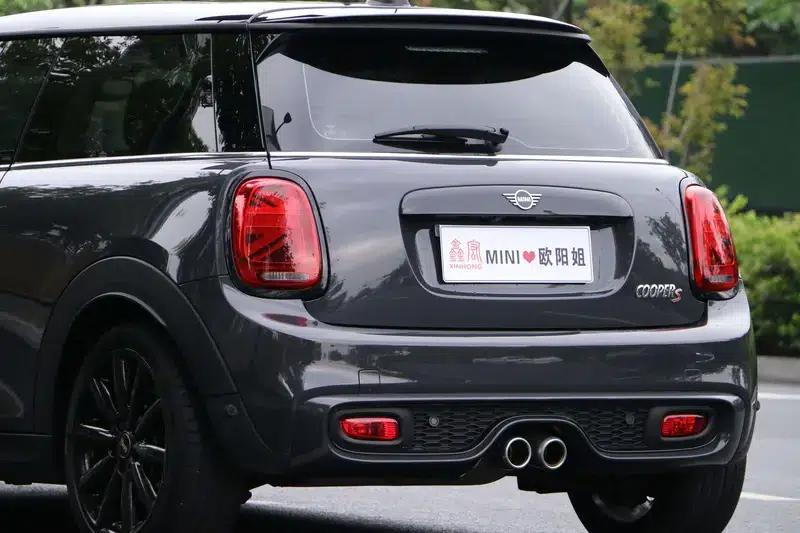 MINI 2021 2.0T COOPER S Collector's Edition — миниатюра 17