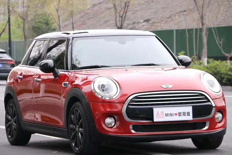 2016 MINI 1.5T COOPER Avant-garde 5-Door Edition — миниатюра 3