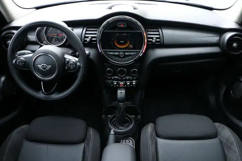 2016 MINI 1.5T COOPER Avant-garde 5-Door Edition — миниатюра 21