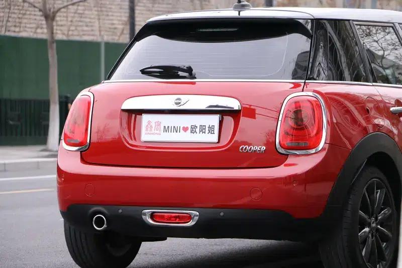2016 MINI 1.5T COOPER Avant-garde 5-Door Edition — миниатюра 8