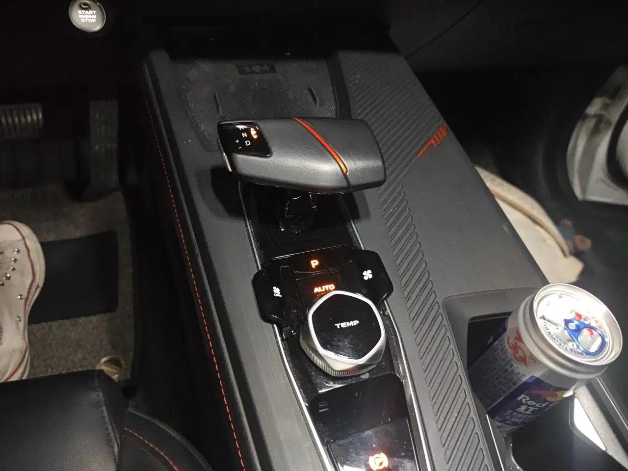 CHANGAN OSHAN Z6 2022 Blue Whale 1.5T DCT Smart Edition — миниатюра 14
