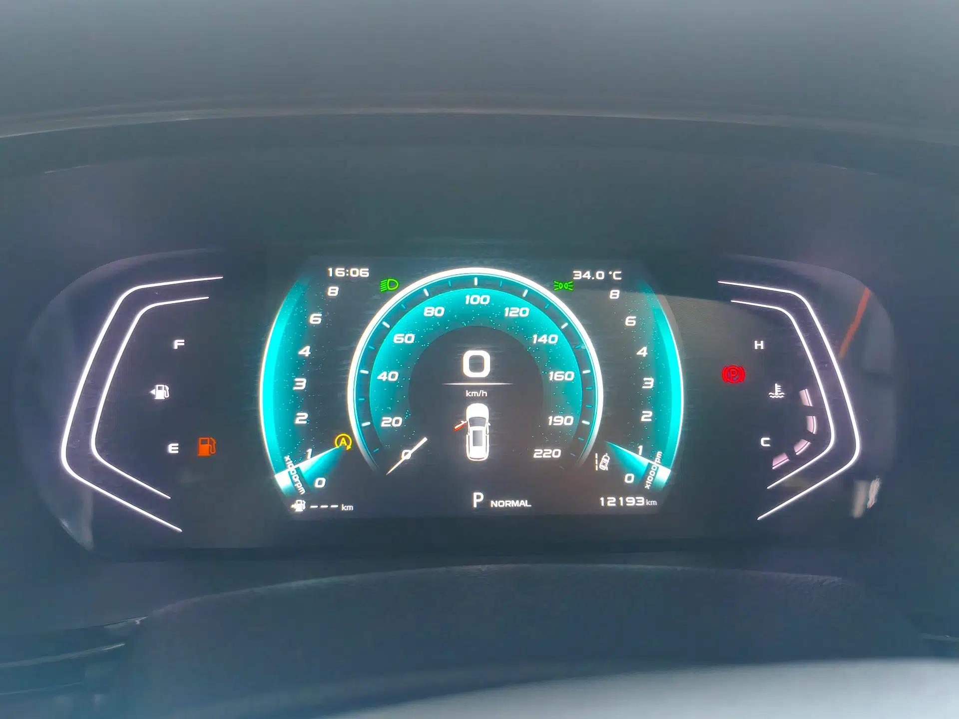 CHANGAN OSHAN X7 PLUS 2022 1.5T Blue Whale Edition Automatic Prestige Version — миниатюра 14