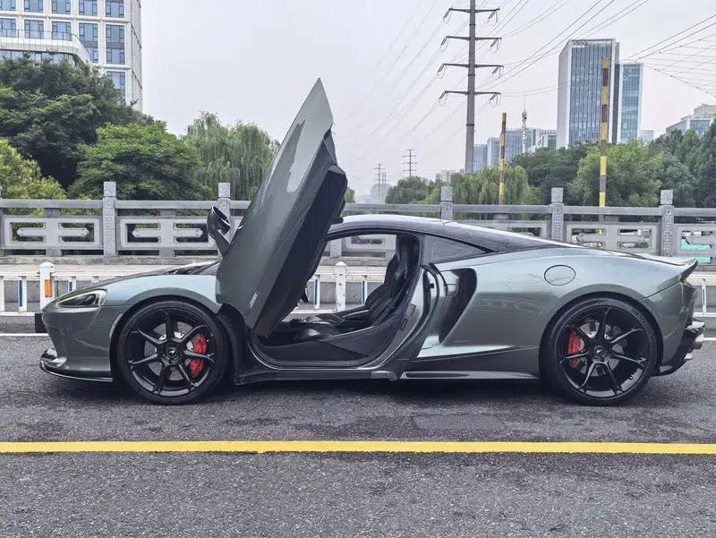 McLaren GT 2019 4.0T Standard Edition — миниатюра 2