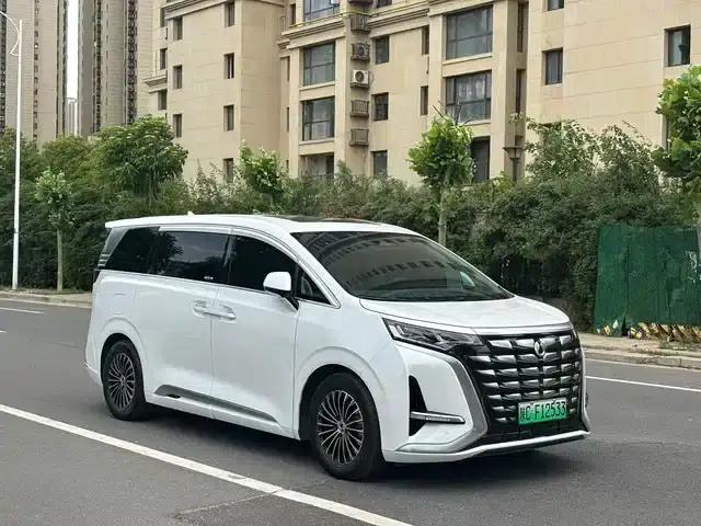Denza D9 2022 DM-i 970 AWD Flagship Edition