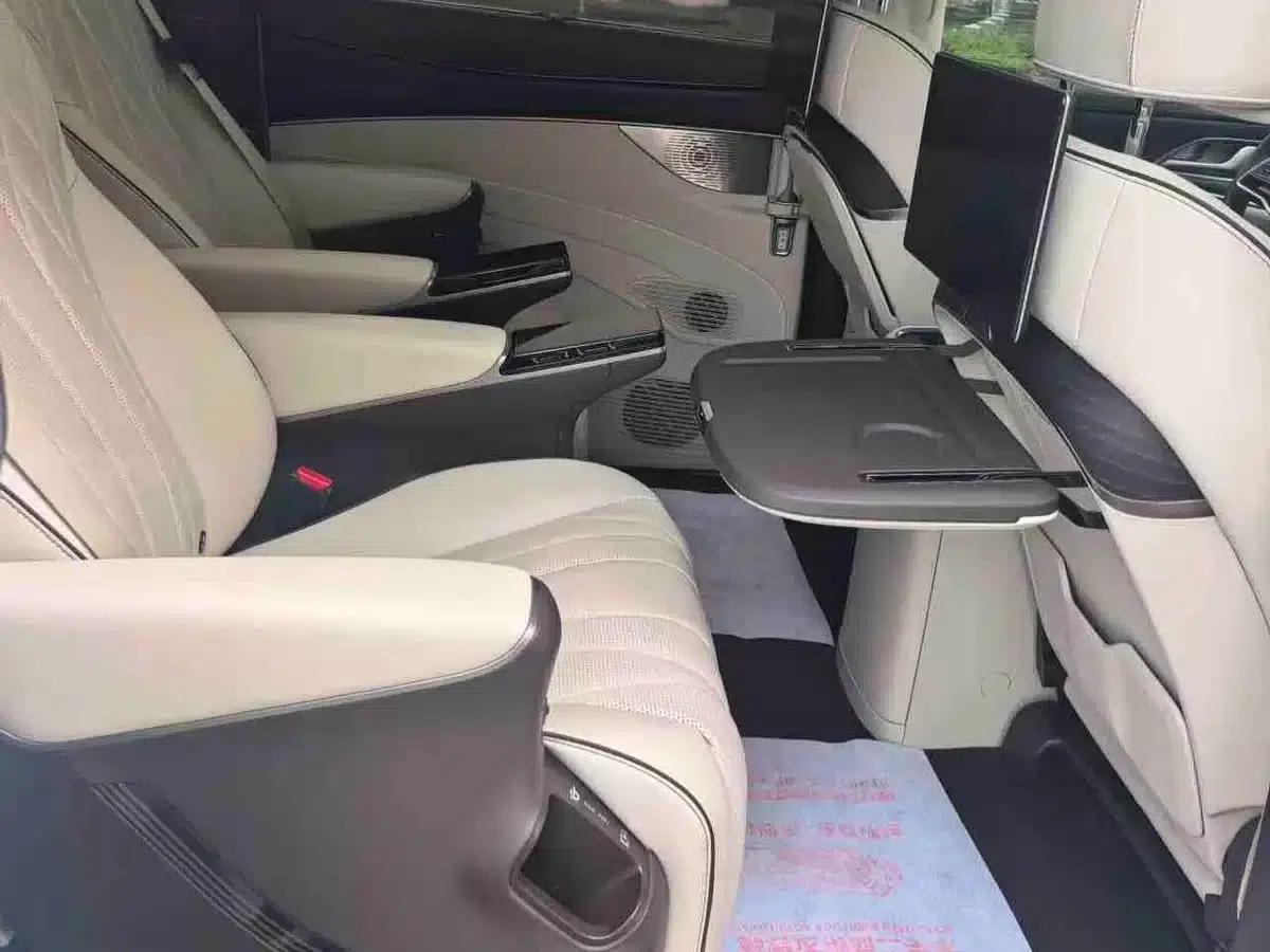 Denza D9 2024 DM-i 980 AWD Flagship — миниатюра 6