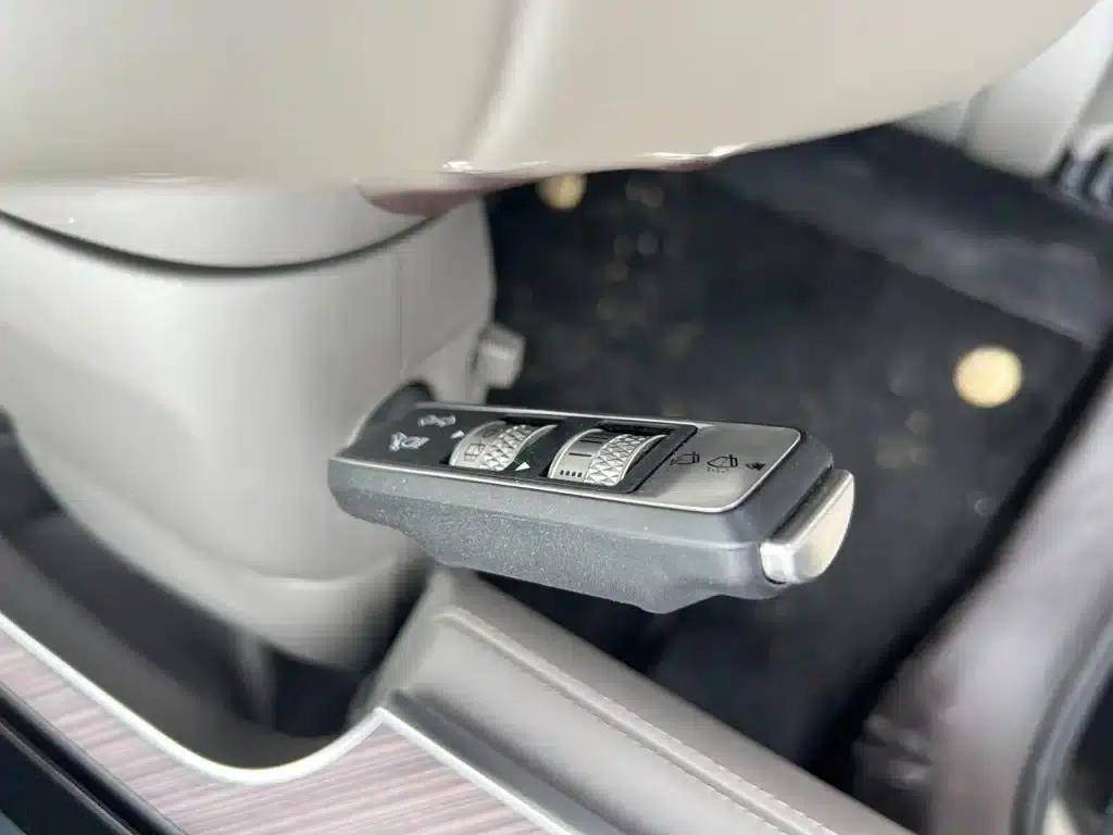 Denza N9 2025 Flagship Edition — миниатюра 9