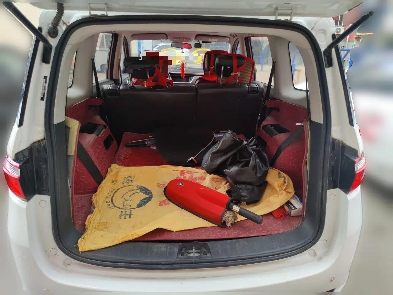CHANGAN KAICHENG Oushang A600 2016 1.5L Manual Luxury 7-Seater — миниатюра 19