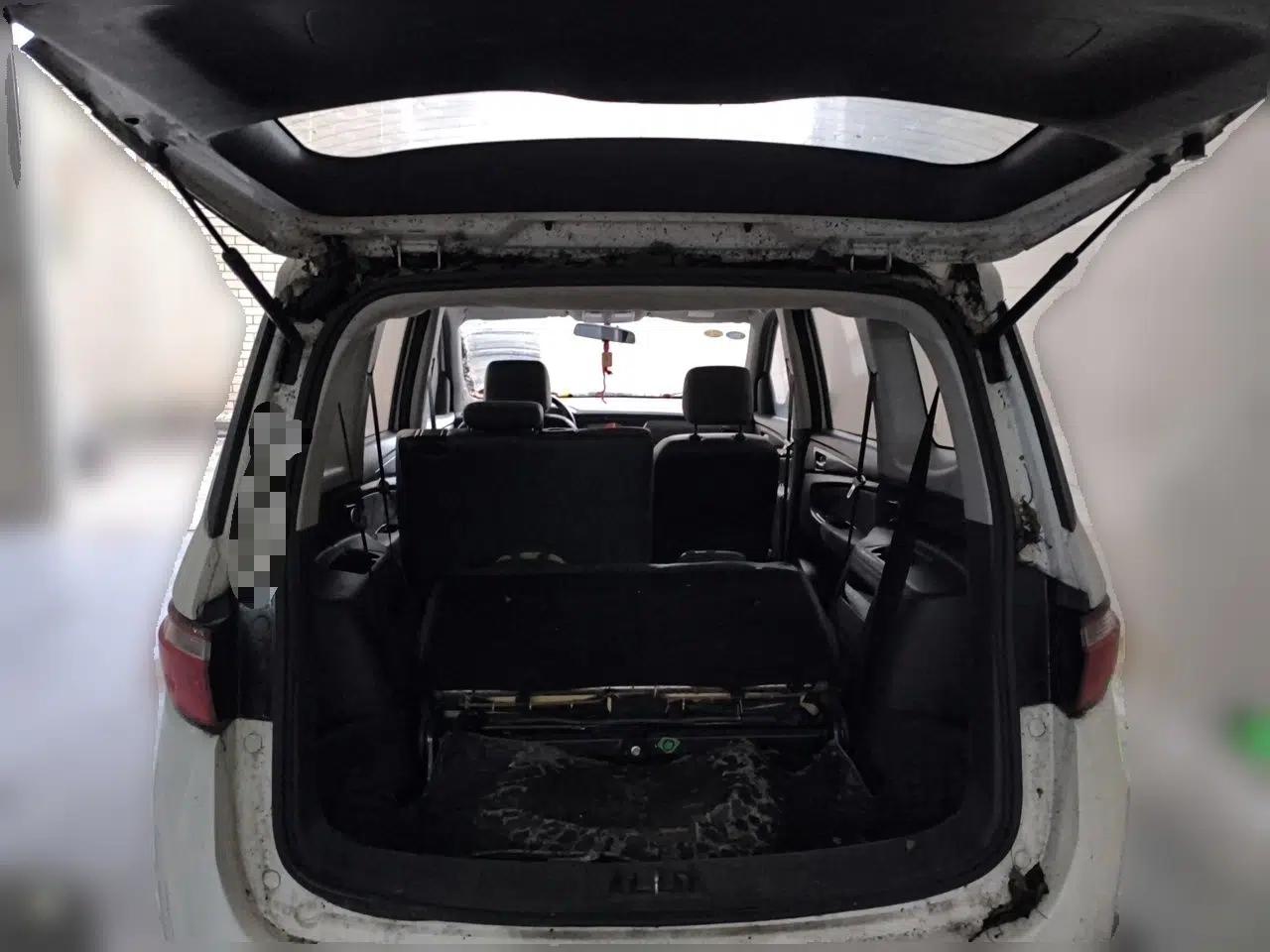 CHANGAN KAICHENG Oushang A600 2016 1.5L Manual Luxury 7-Seater — миниатюра 19