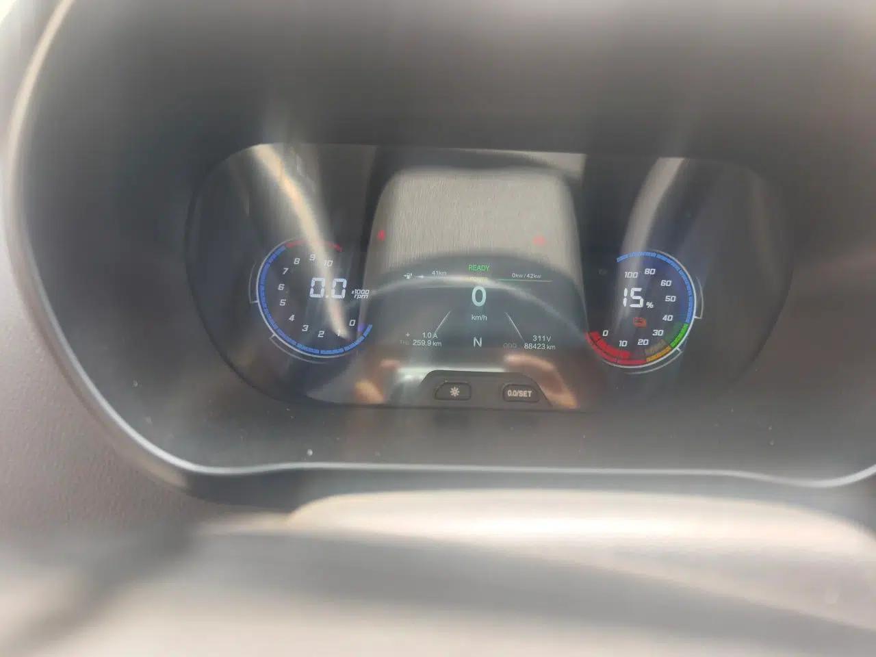 CHANGAN KAICHENG Ruixing EM60 Changan Ruixing EM60 2024, 260 km range, hatchback, 2 seats, pure electric, 38.70 kW — миниатюра 11
