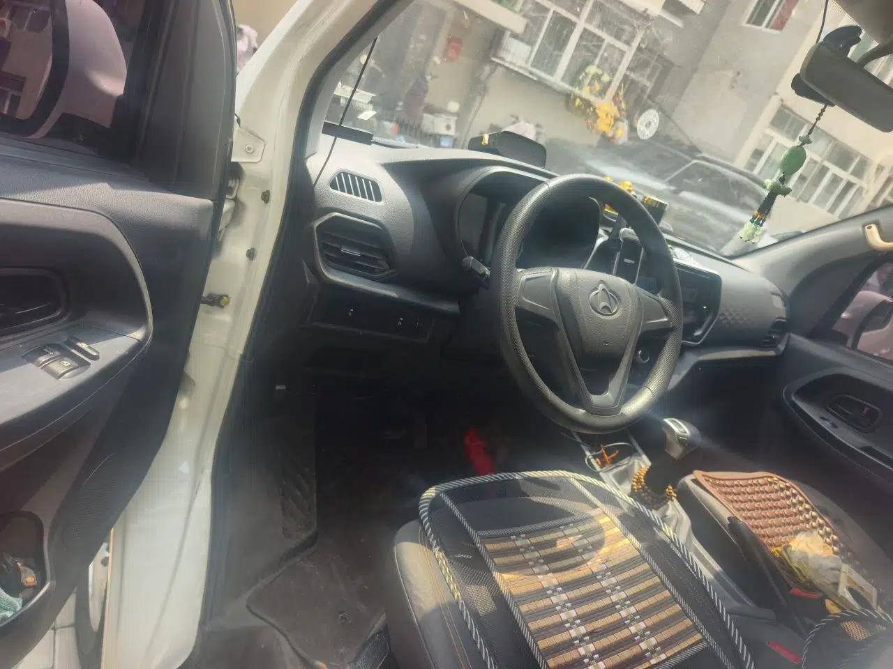 CHANGAN KAICHENG Ruixing EM60 Changan Ruixing EM60 2024, 260 km range, hatchback, 2 seats, pure electric, 38.70 kW — миниатюра 16