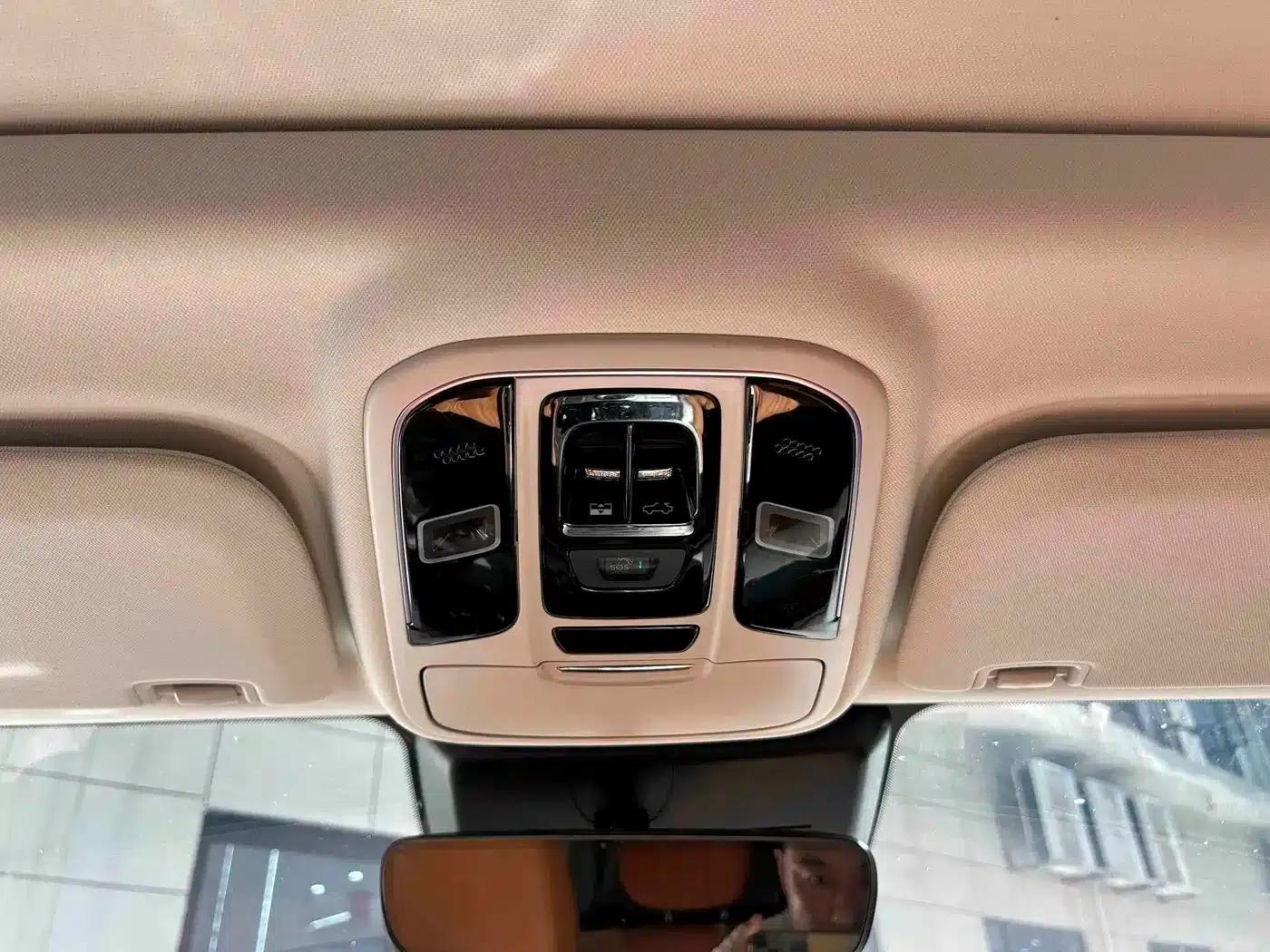Tank 500 2022 3.0T Business Edition, 5-seater — миниатюра 7