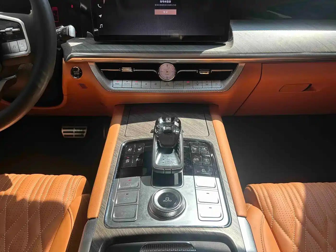 Tank 500 2022 3.0T Business Edition, 5-seater — миниатюра 9