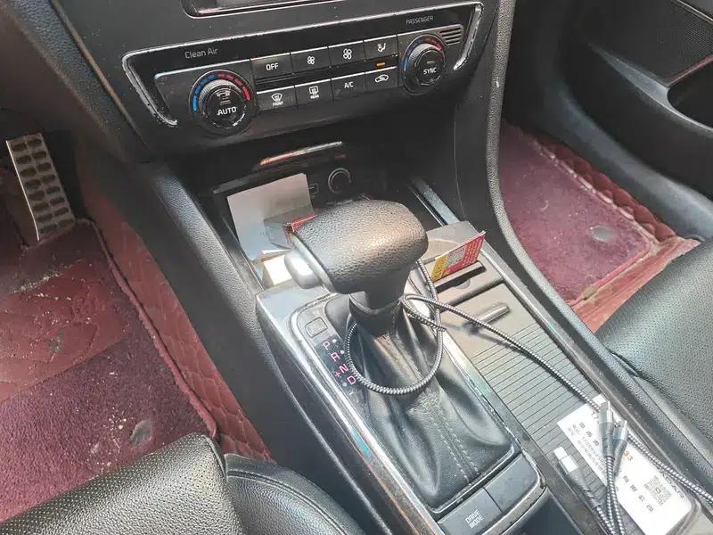 Kia K5 2016 2.0L Automatic GLS — миниатюра 9