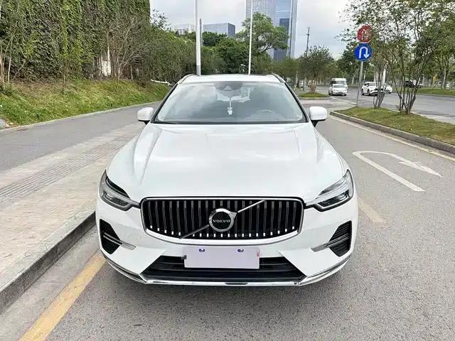 2020 Volvo XC60 T5 AWD Inscription Luxury Edition