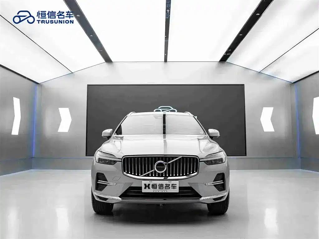 2024 Volvo XC60 B5 AWD Inscription Luxury Edition — миниатюра 2
