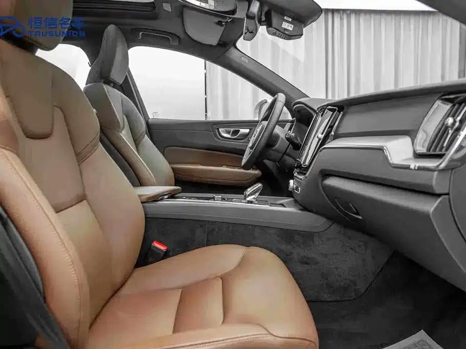 2024 Volvo XC60 B5 AWD Inscription Luxury Edition — миниатюра 15