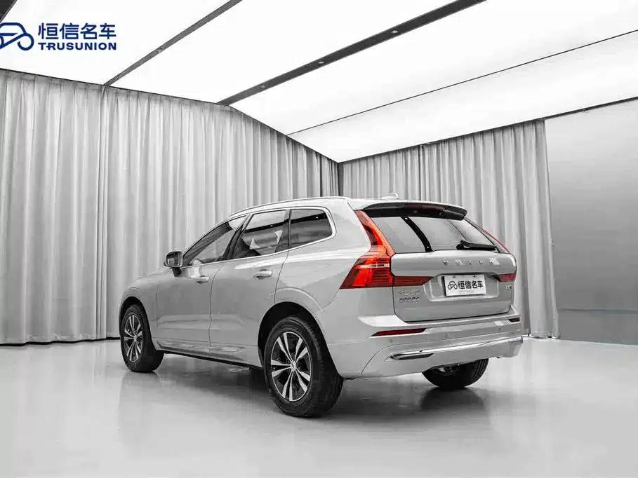 2024 Volvo XC60 B5 AWD Inscription Luxury Edition — миниатюра 7