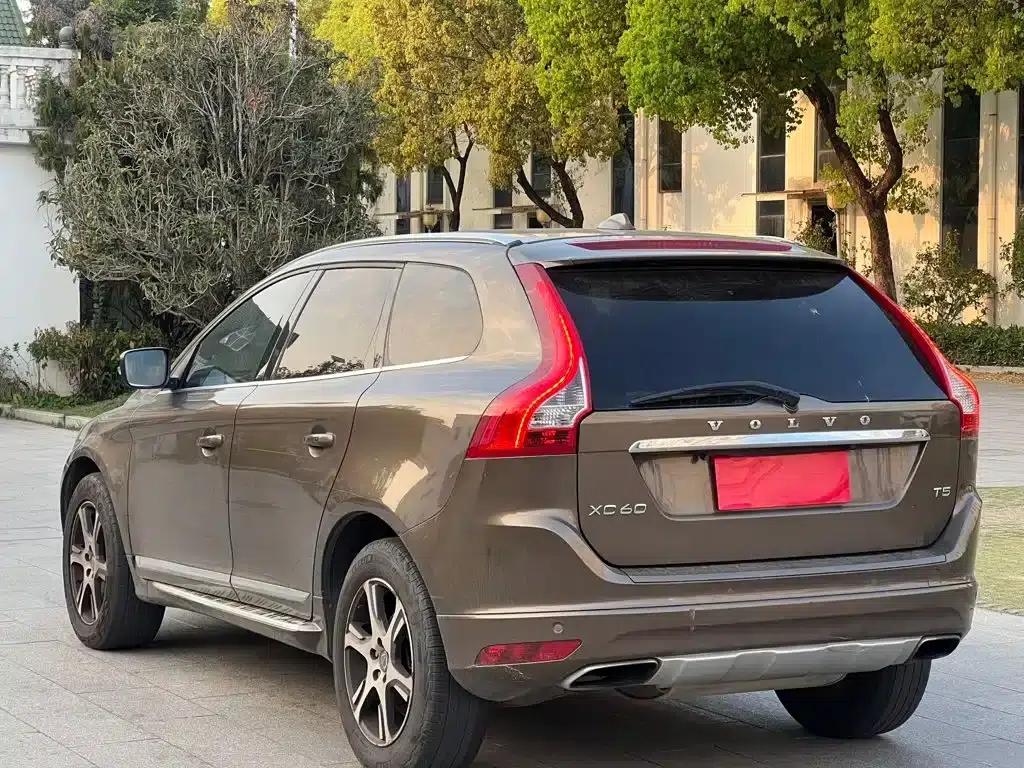 2014 Volvo XC60 Imported T5 Smart Edition — миниатюра 7