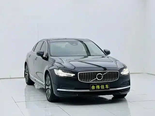 2021 Volvo S90 B5 Smart Luxury Edition