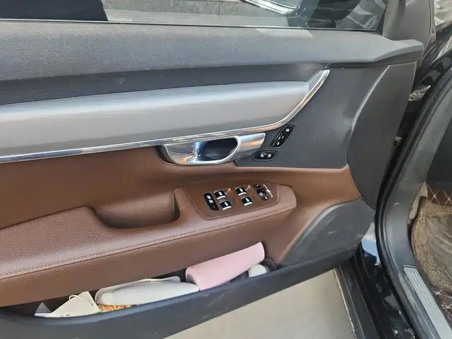 2018 Volvo S90 T4 Smart Edition — миниатюра 7