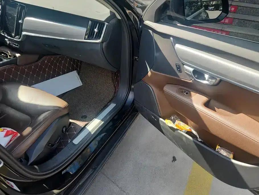 2018 Volvo S90 T4 Smart Edition — миниатюра 8