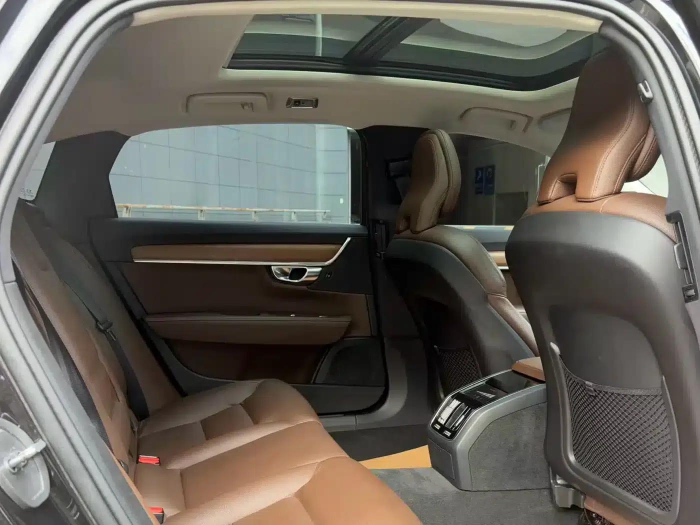2019 Volvo S90 T5 Smart Edition — миниатюра 10