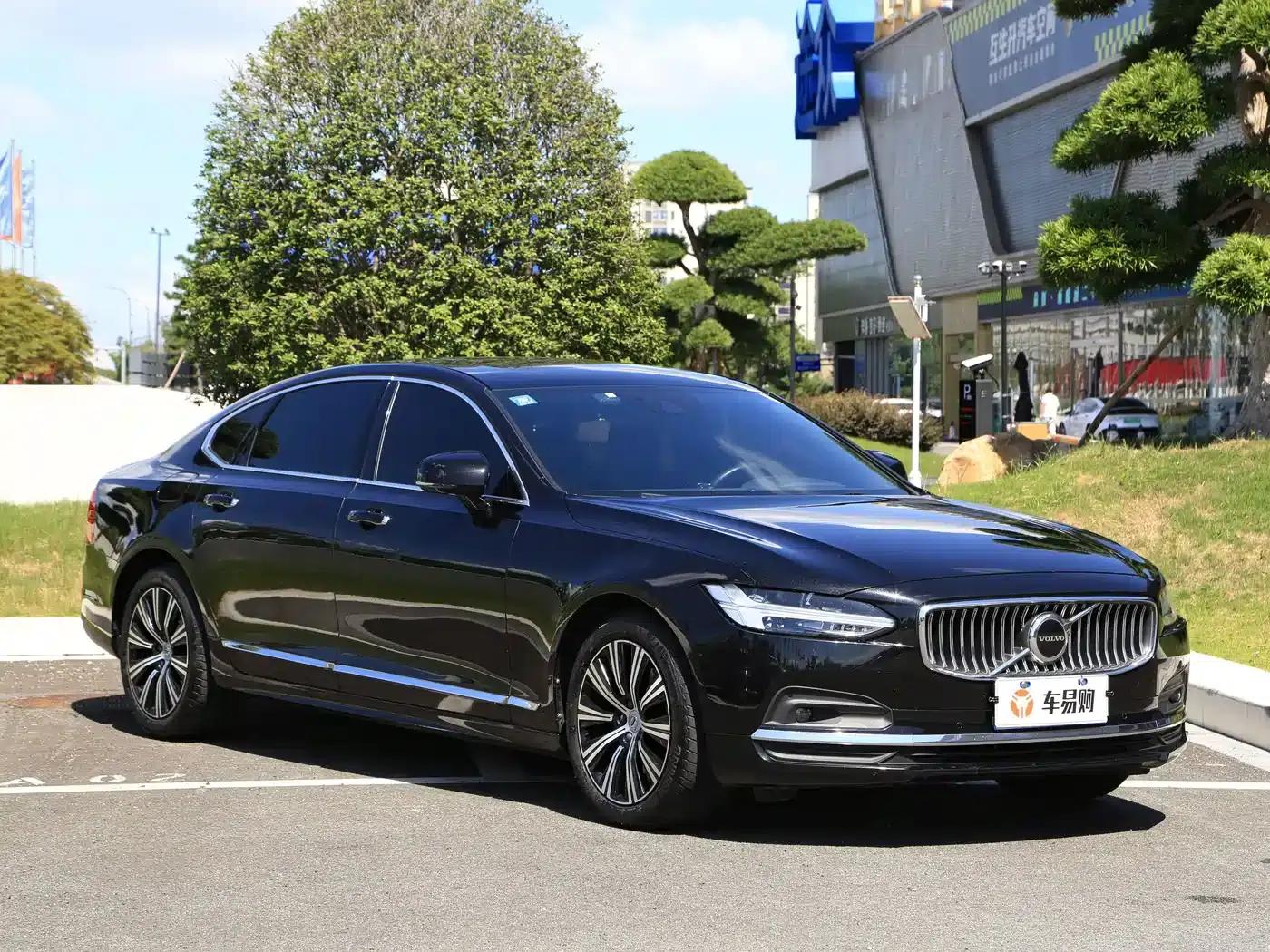 2021 Volvo S90 B5 Smart Luxury Edition — миниатюра 3